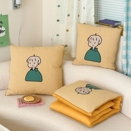 91家纺网 家纺一手货源 找家纺 （总）多米家居 2024新款卡通多功能抱枕被Amy小窝抱枕被
