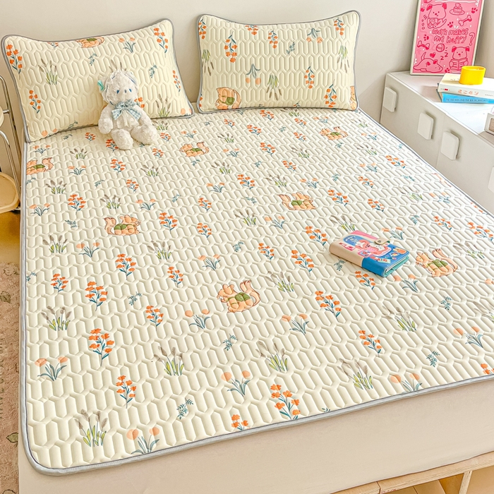 91家纺网 家纺一手货源 找家纺 沐慕 2024新款小清新印花乳胶凉席 田园松鼠