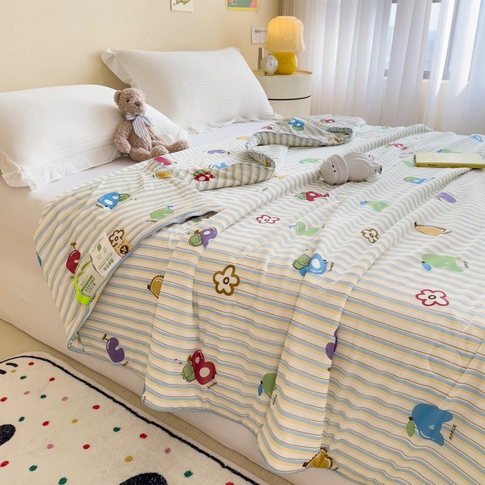 91家纺网 家纺一手货源 找家纺 米菲 2024新款A类凉感丝印花夏被夏凉被被芯 字母abc