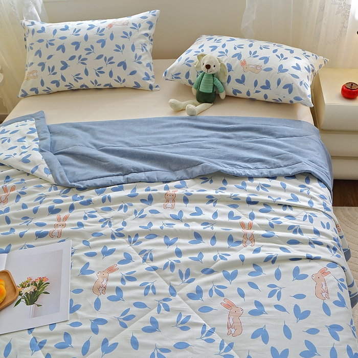 91家纺网 家纺一手货源 找家纺 金柚子2024新款全棉印花夏凉被 乖乖兔