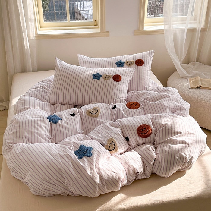 91家纺网 家纺一手货源 找家纺 洋铭区（原狠狠爱） 2024新款色织水洗棉毛巾绣四件套 亮晶晶