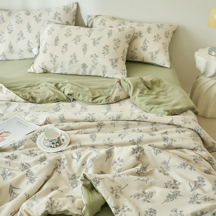 91家纺网 家纺一手货源 找家纺 畅销被业 2024新款A类泡芙棉印花夏被 清风林