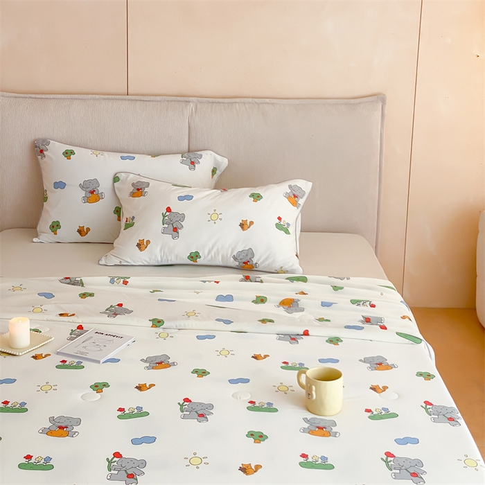 91家纺网 家纺一手货源 找家纺 头等舱 2025新款针织棉凉感氨纶A类印华大豆抗菌夏被 欢乐小象