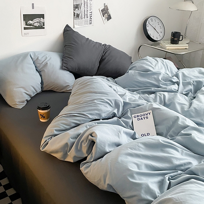 91家纺网 家纺一手货源 找家纺 思诺羽床笠 2024新款水洗棉纯色混搭四件套系列 雾蓝+高级灰