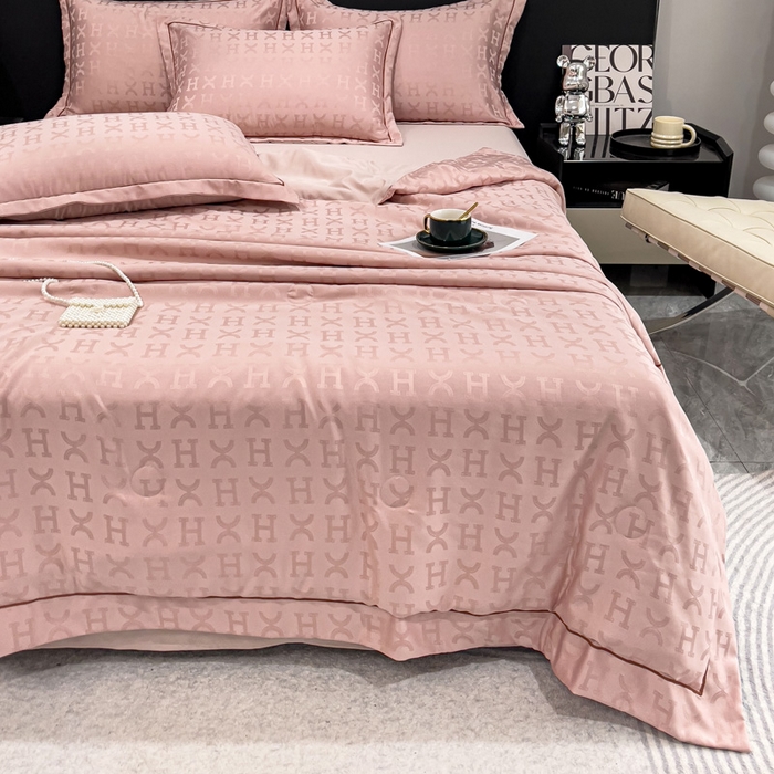 91家纺网 家纺一手货源 找家纺 丽卡家纺 2024新款60s贡缎提花水洗天丝夏被四件套-莫奈 莫奈-蔷薇粉