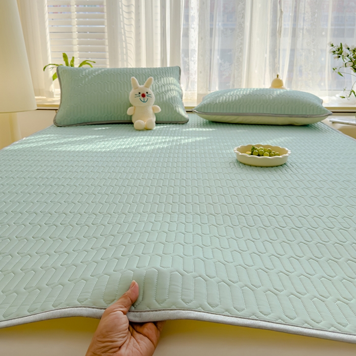 91家纺网 家纺一手货源 找家纺 伊人坊 2024新款A类凉感丝乳胶凉席三件套 薄荷绿