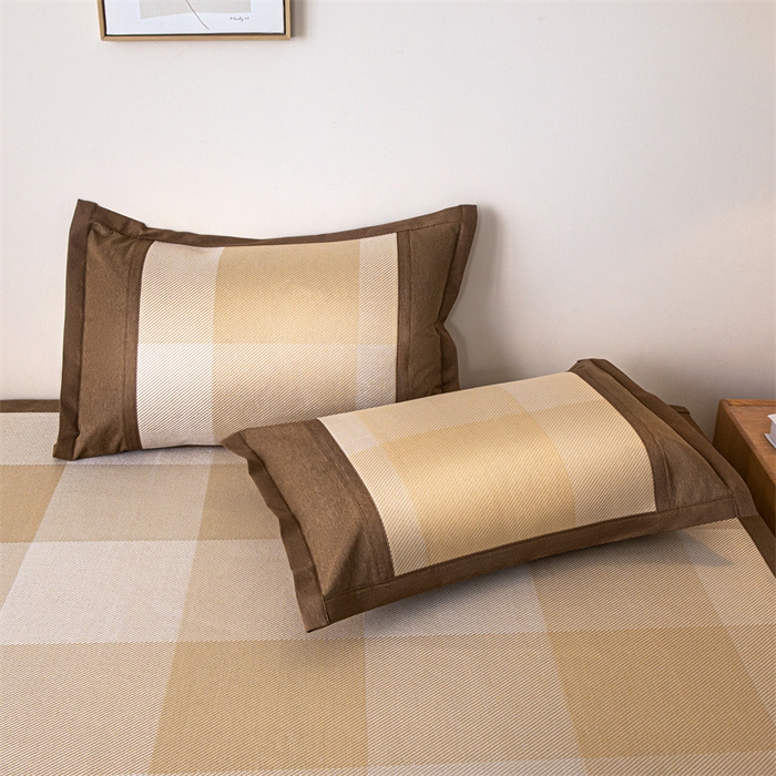 91家纺网 家纺一手货源 找家纺 启程 2024新款600D数码印花凉感冰藤席系列 卡其大格-冰藤席