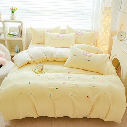91家纺网 家纺一手货源 找家纺 狂想家 2025新款水洗泡泡棉贴布绣四件套 可可柠檬黄