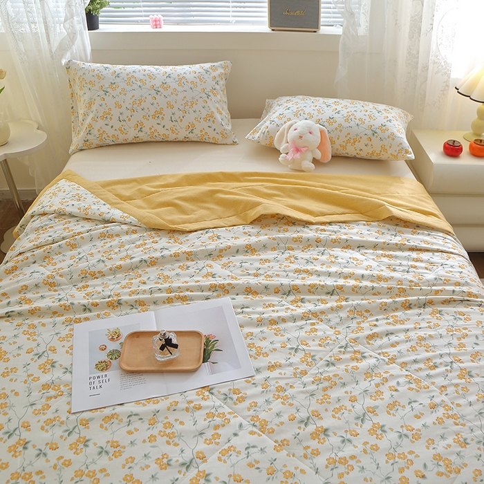 91家纺网 家纺一手货源 找家纺 金柚子2024新款全棉印花夏凉被 春风佛面-黄