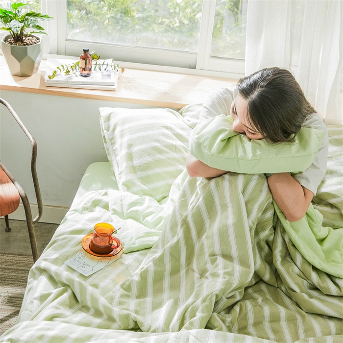 91家纺网 家纺一手货源 找家纺 北欧良品 水洗棉夏被四件套水洗棉空调被夏凉被无印良品-绿粗条