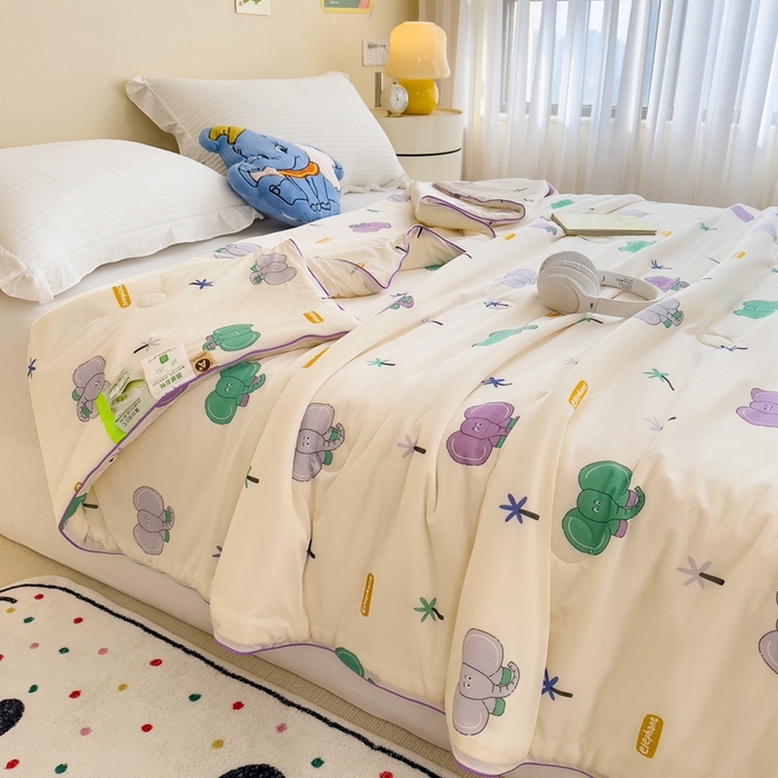 91家纺网 家纺一手货源 找家纺 米菲 2024新款A类凉感丝印花夏被夏凉被被芯 小象飞飞