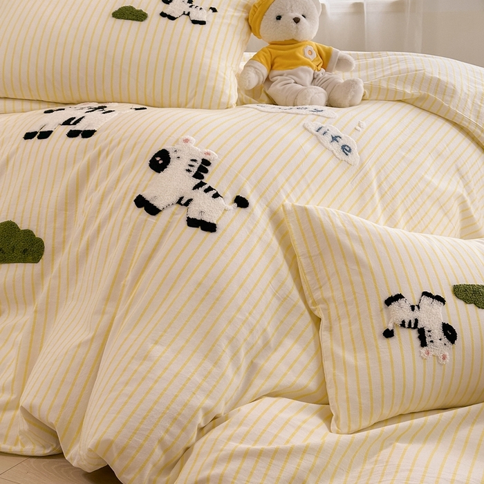 91家纺网 家纺一手货源 找家纺 洋铭区（原狠狠爱） 2024新款色织水洗棉毛巾绣四件套 小斑马