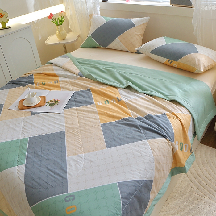 91家纺网 家纺一手货源 找家纺 金柚子2024新款全棉印花夏凉被 街角咖啡-绿