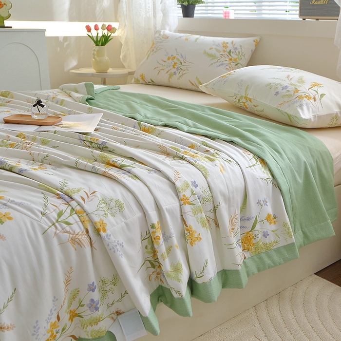 91家纺网 家纺一手货源 找家纺 金柚子2024新款全棉印花夏凉被 悠悠草