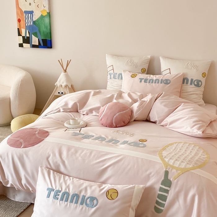 91家纺网 家纺一手货源 找家纺 星野家居 2024新款双股澳棉毛巾绣四件套—快乐网球场 快乐网球场—樱花粉