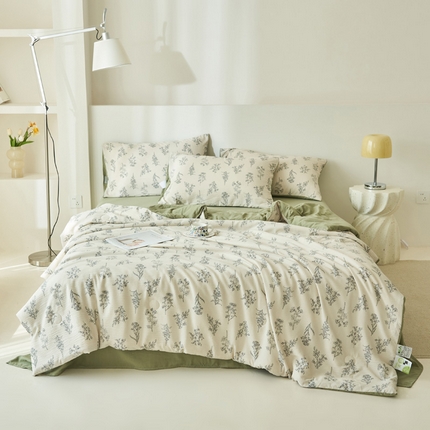 91家纺网 家纺一手货源 找家纺 畅销被业 2024新款A类泡芙棉印花夏被 清风林