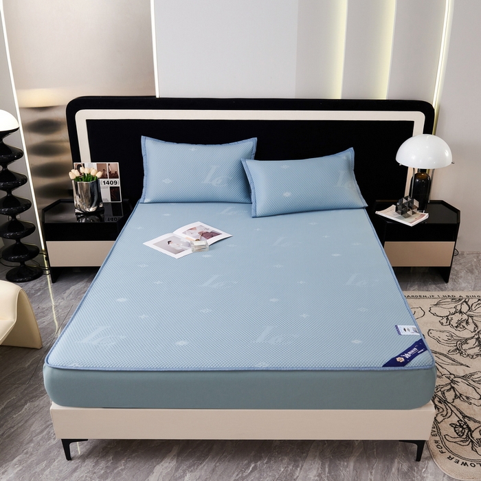 91家纺网 家纺一手货源 找家纺 yyds 2024新款凉感丝凉感席冰感席冰感丝刺绣凉席三件套凉席竹席蚊帐空调席学生席 床笠款 字母-蓝