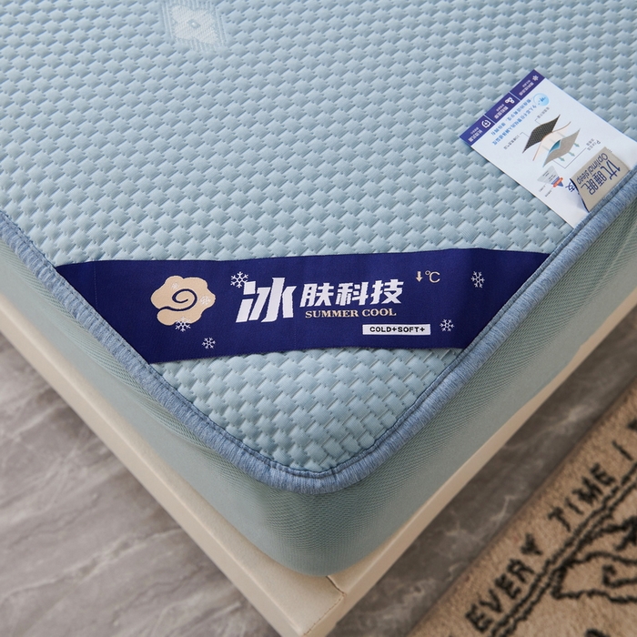 91家纺网 家纺一手货源 找家纺 yyds 2024新款凉感丝凉感席冰感席冰感丝刺绣凉席三件套凉席竹席蚊帐空调席学生席 床笠款 字母-蓝