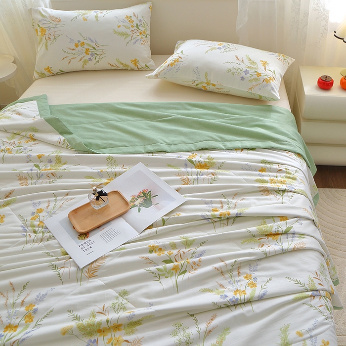 91家纺网 家纺一手货源 找家纺 金柚子2024新款全棉印花夏凉被 悠悠草