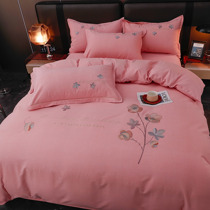 91家纺网 家纺一手货源 找家纺 润淳家居 2025新款全棉磨毛刺绣四件套 心动瞬间 粉玉