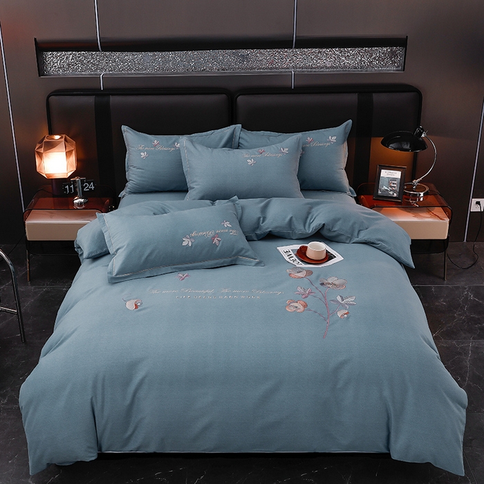 91家纺网 家纺一手货源 找家纺 润淳家居 2025新款全棉磨毛刺绣四件套 心动瞬间 摩卡兰