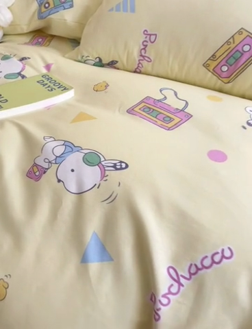 91家纺网 家纺一手货源 找家纺 博雅 2024新款全棉三丽鸥卡通四件套-AA版帕恰狗 休闲帕恰狗