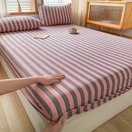 91家纺网 家纺一手货源 找家纺 莱登卡奴 2024新款全棉色织水洗棉单品系列 单床笠 床笠-芙蕾雅粉