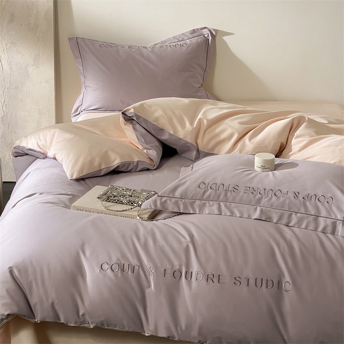 91家纺网 家纺一手货源 找家纺 荣轩家居 2024新款全棉字母一字绣古里系列四件套 古里-可芮朵