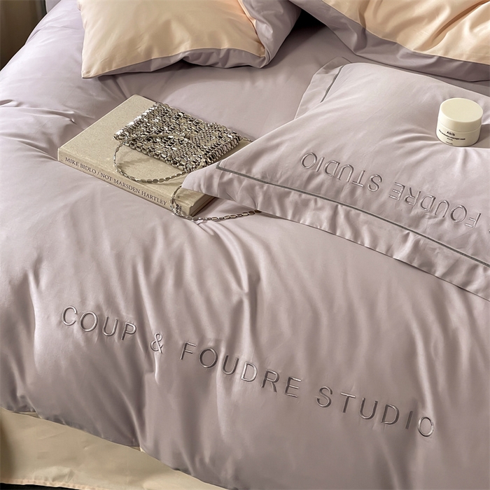 91家纺网 家纺一手货源 找家纺 荣轩家居 2024新款全棉字母一字绣古里系列四件套 古里-可芮朵