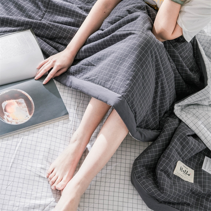 91家纺网 家纺一手货源 找家纺 北欧良品 水洗棉夏被四件套水洗棉空调被夏凉被无印良品-灰白小格双拼