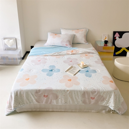 91家纺网 家纺一手货源 找家纺 （总）头等舱 2024新款云感针织A类提花华夫格印花大豆抗菌夏被