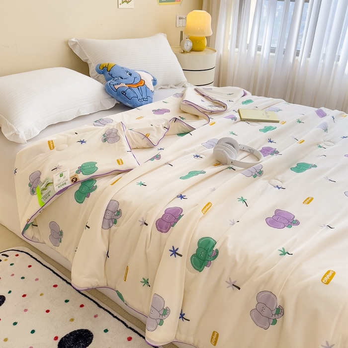 91家纺网 家纺一手货源 找家纺 米菲 2024新款A类凉感丝印花夏被夏凉被被芯 小象飞飞