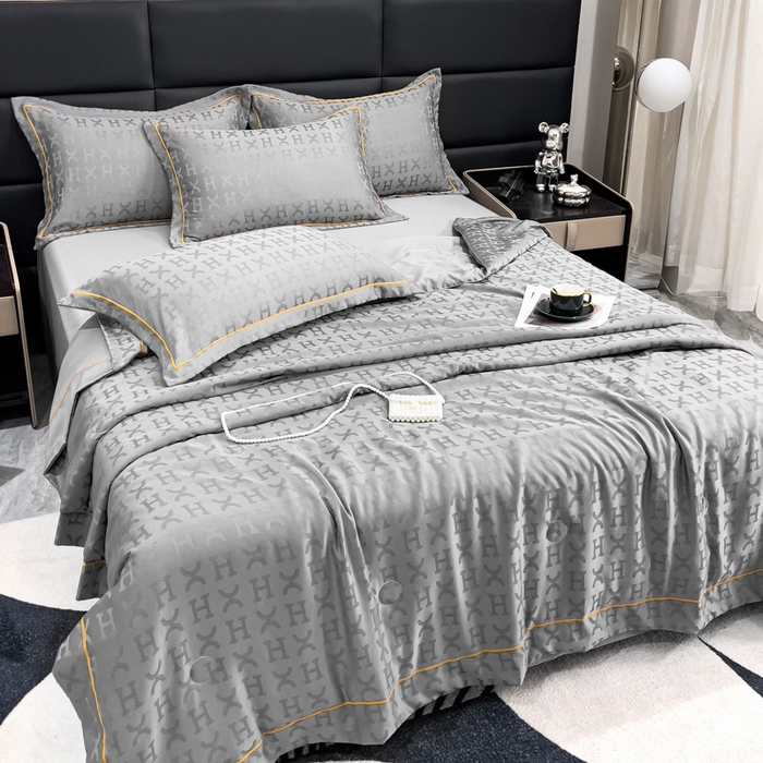 91家纺网 家纺一手货源 找家纺 丽卡家纺 2024新款60s贡缎提花水洗天丝夏被四件套-莫奈 莫奈-高级灰