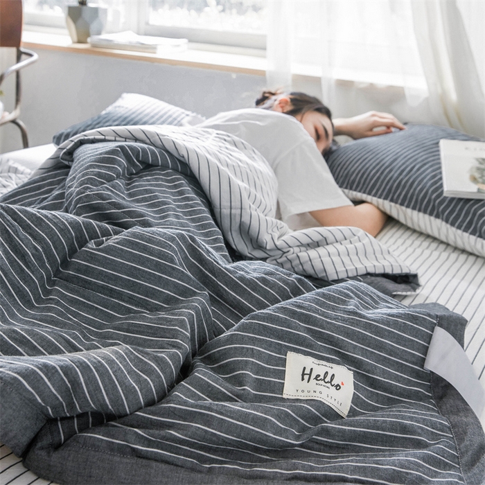 91家纺网 家纺一手货源 找家纺 北欧良品 水洗棉夏被四件套水洗棉空调被夏凉被无印良品-灰白细条双拼