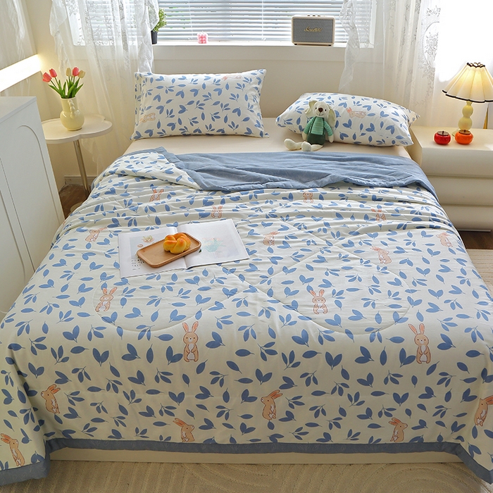 91家纺网 家纺一手货源 找家纺 金柚子2024新款全棉印花夏凉被 乖乖兔