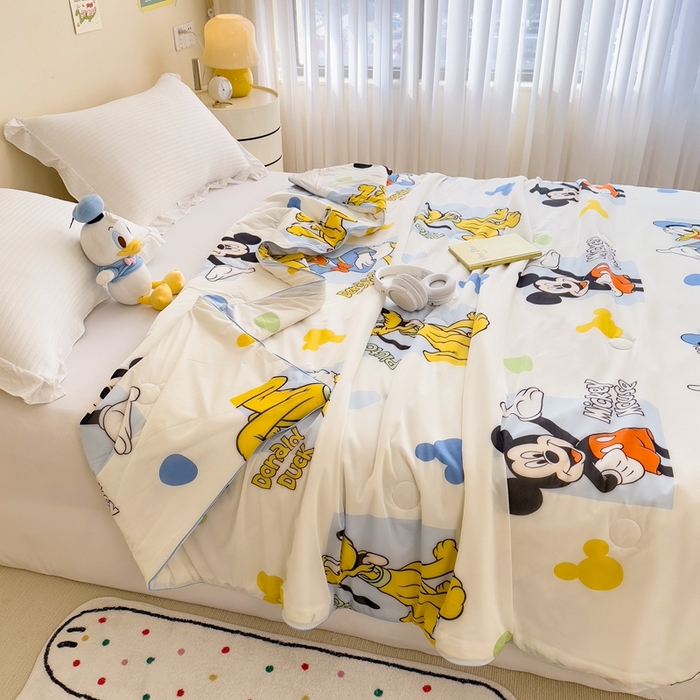 91家纺网 家纺一手货源 找家纺 米菲 2024新款A类凉感丝印花夏被夏凉被被芯 迪士尼-好朋友