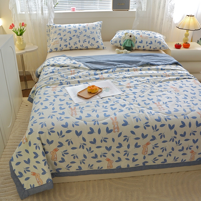 91家纺网 家纺一手货源 找家纺 金柚子2024新款全棉印花夏凉被 乖乖兔