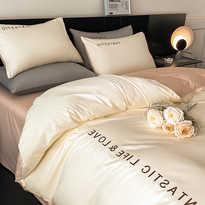 91家纺网 家纺一手货源 找家纺 澳梵家居 2024新款60s全棉刺绣四件套--罗曼克系列 罗曼克-奶白粉