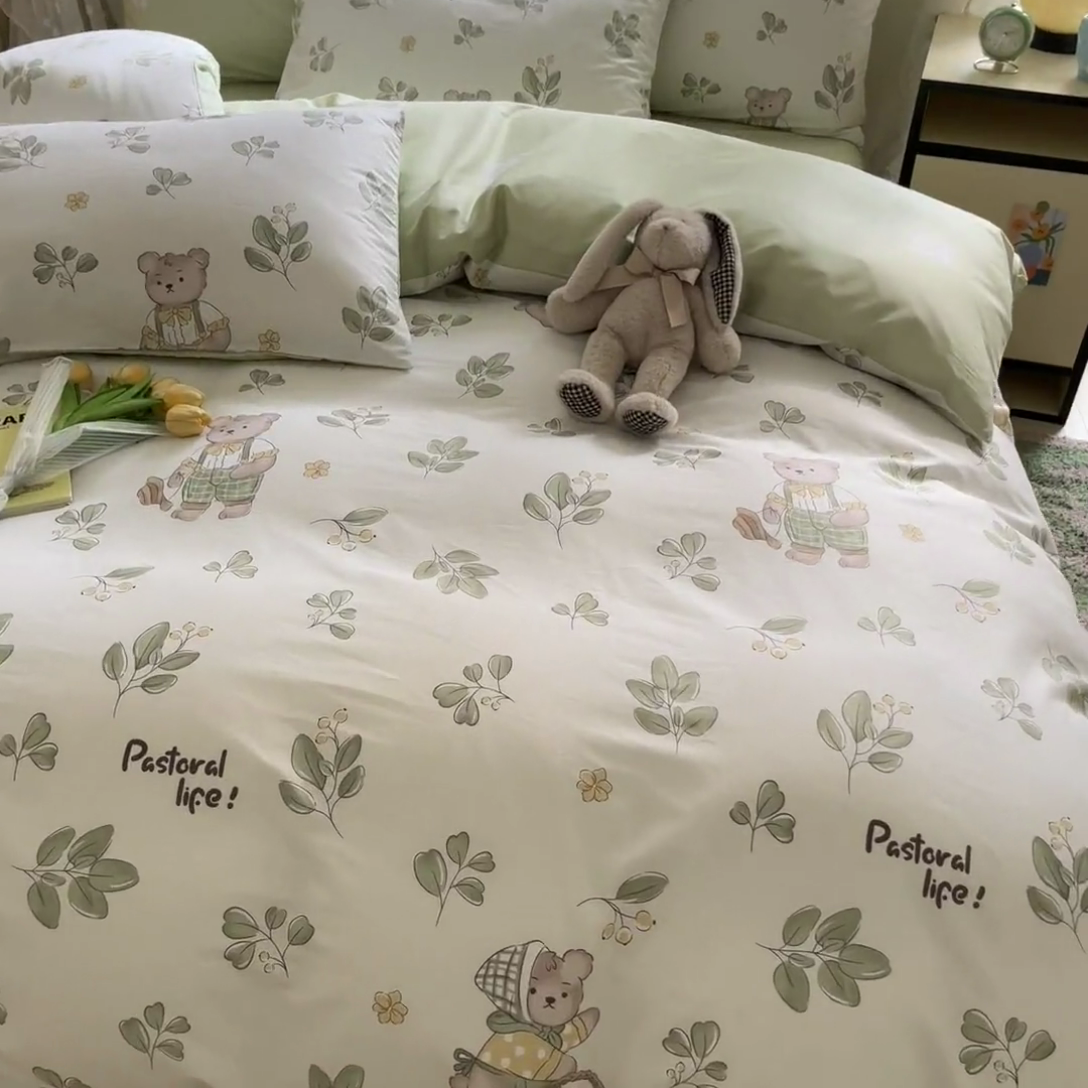 91家纺网 家纺一手货源 找家纺 红馆 2025年全棉12868印花系列四件套米粒熊