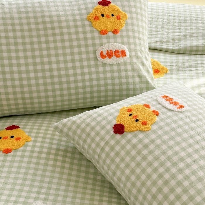 91家纺网 家纺一手货源 找家纺 洋铭区（原狠狠爱） 2024新款色织水洗棉毛巾绣四件套 小萌丫