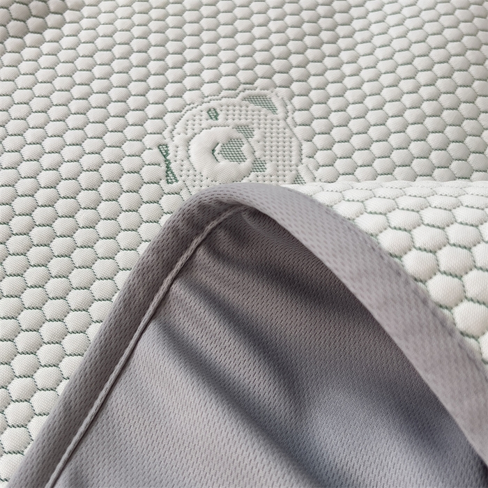 91家纺网 家纺一手货源 找家纺 （总）鑫姿席业 2025新款抗菌凉豆豆提花床笠款凉席-小熊系列 