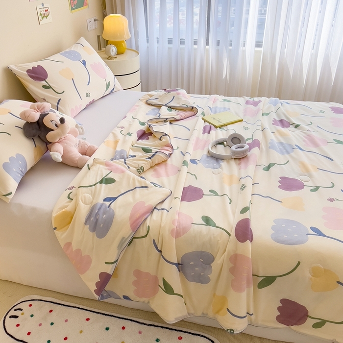 91家纺网 家纺一手货源 找家纺 米菲 2024新款A类凉感丝印花夏被夏凉被被芯 郁金香