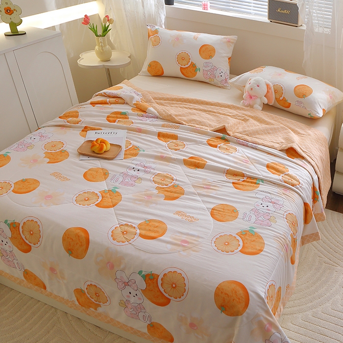 91家纺网 家纺一手货源 找家纺 金柚子2024新款全棉印花夏凉被 橙子兔-黄