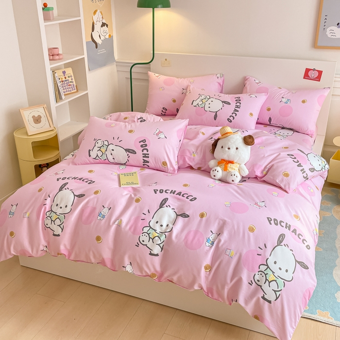 91家纺网 家纺一手货源 找家纺 博雅 2024新款全棉三丽鸥卡通四件套-AA版帕恰狗 粉红帕恰狗