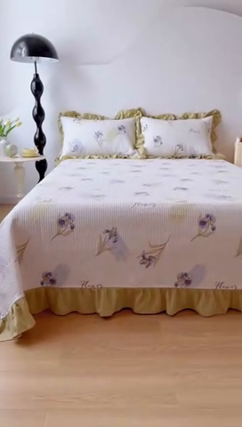 91家纺网 家纺一手货源 找家纺 子曰 2024新款印花素色花边床盖三件套四件套 君子兰