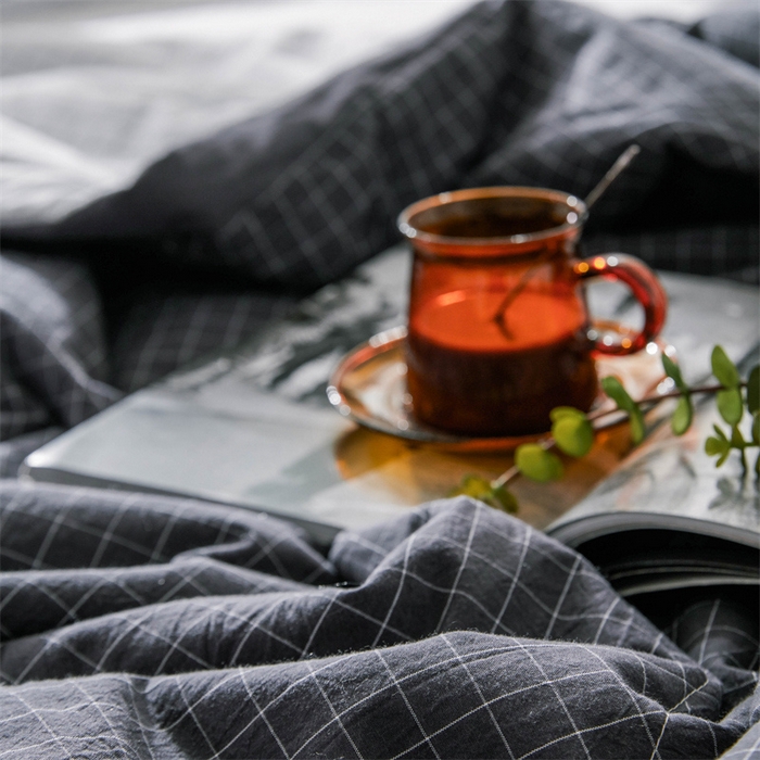 91家纺网 家纺一手货源 找家纺 北欧良品 水洗棉夏被四件套水洗棉空调被夏凉被无印良品-灰白小格双拼