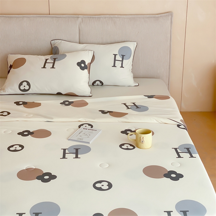 91家纺网 家纺一手货源 找家纺 头等舱 2025新款针织棉凉感氨纶A类印华大豆抗菌夏被 时尚