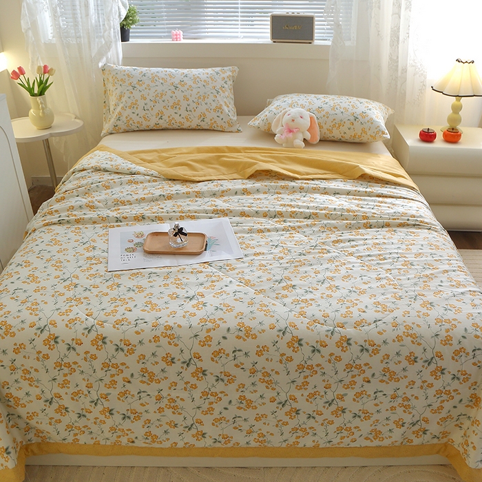 91家纺网 家纺一手货源 找家纺 金柚子2024新款全棉印花夏凉被 春风佛面-黄