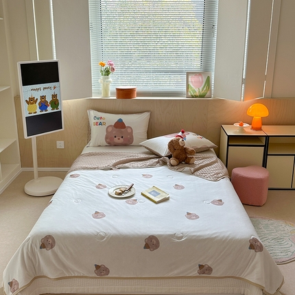 91家纺网 家纺一手货源 找家纺 美乐迪 2024新款A类凉感丝冰豆豆夏被子被芯 帽子熊