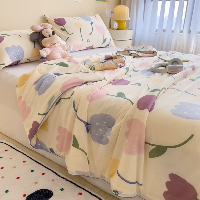 91家纺网 家纺一手货源 找家纺 米菲 2024新款A类凉感丝印花夏被夏凉被被芯 郁金香